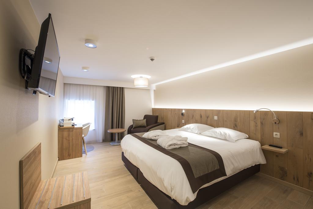 Hotel Le Fournil Redu Εξωτερικό φωτογραφία