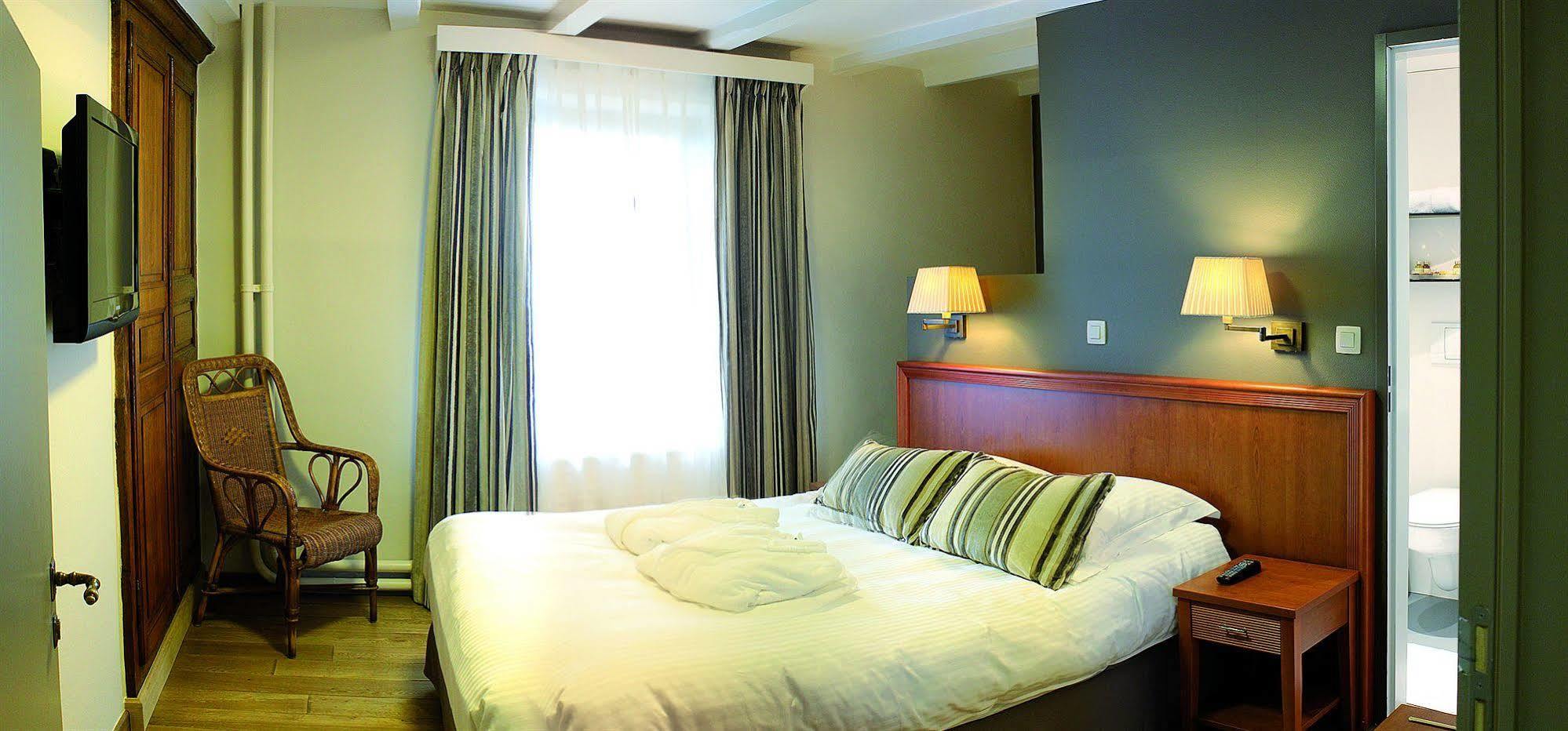 Hotel Le Fournil Redu Εξωτερικό φωτογραφία